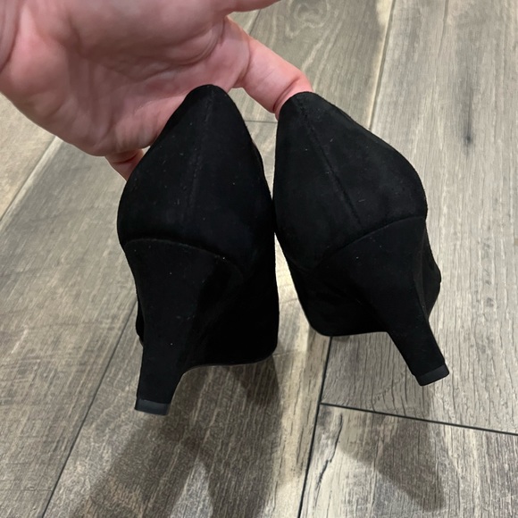NWOT Stuart Weitzman black suede Annaform wedges - Picture 5 of 5